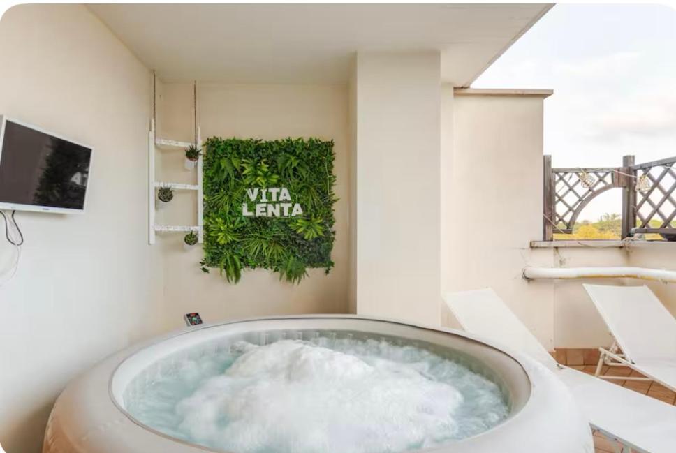 Vita Lenta Terrazza Roma Garbatella Bagian luar foto